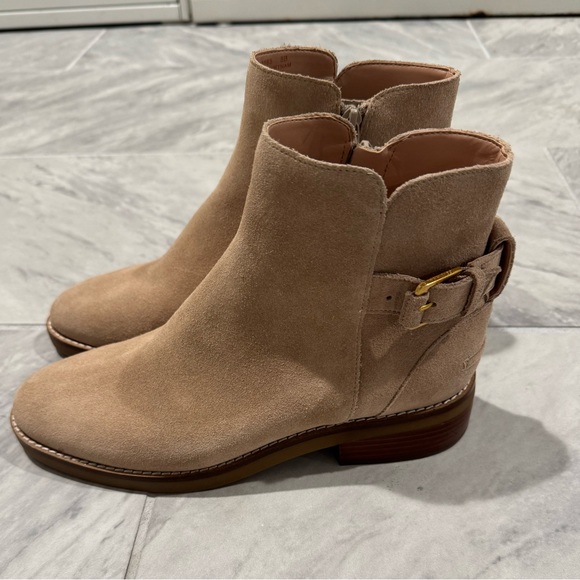 Cole Haan Hampshire Buckle Ankle Boot Size 8 - Picture 3 of 9